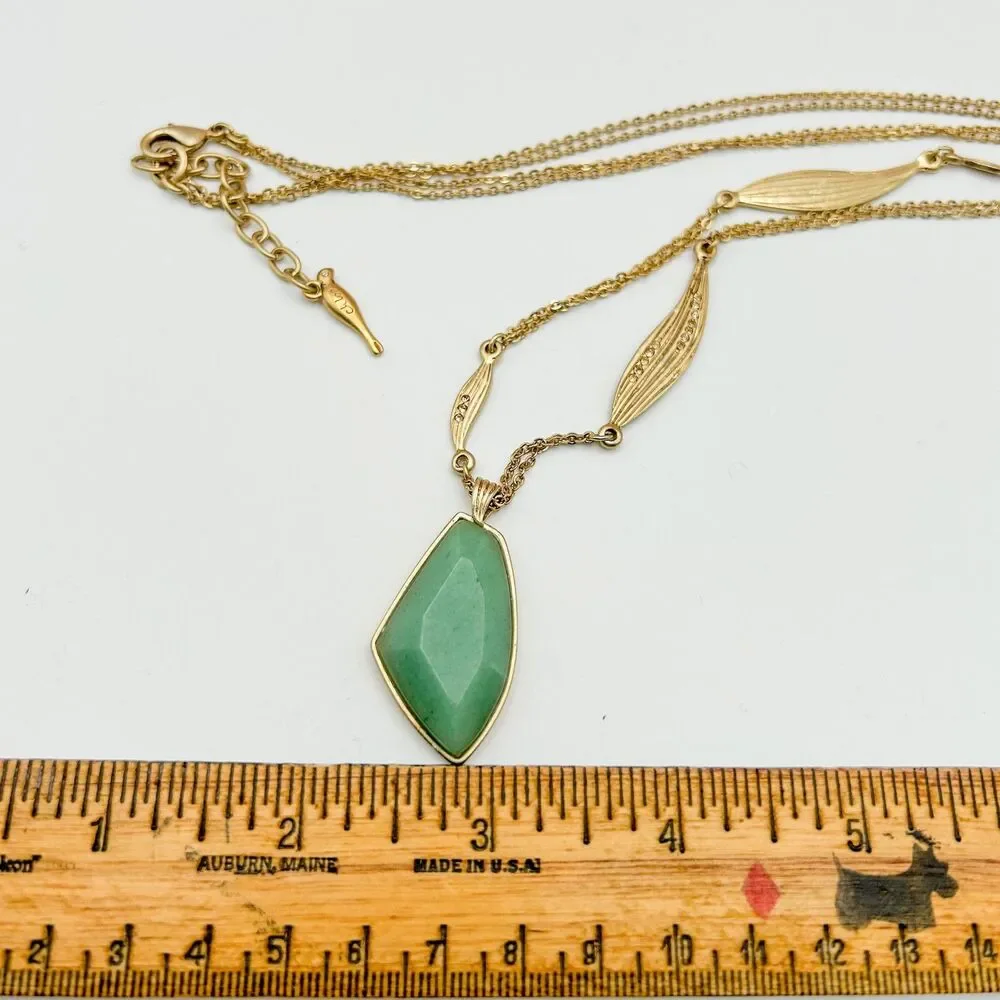 Chloe + Isabel Gold Tone Green Gilded Reeds Aventurine Pendant Necklace 30-33